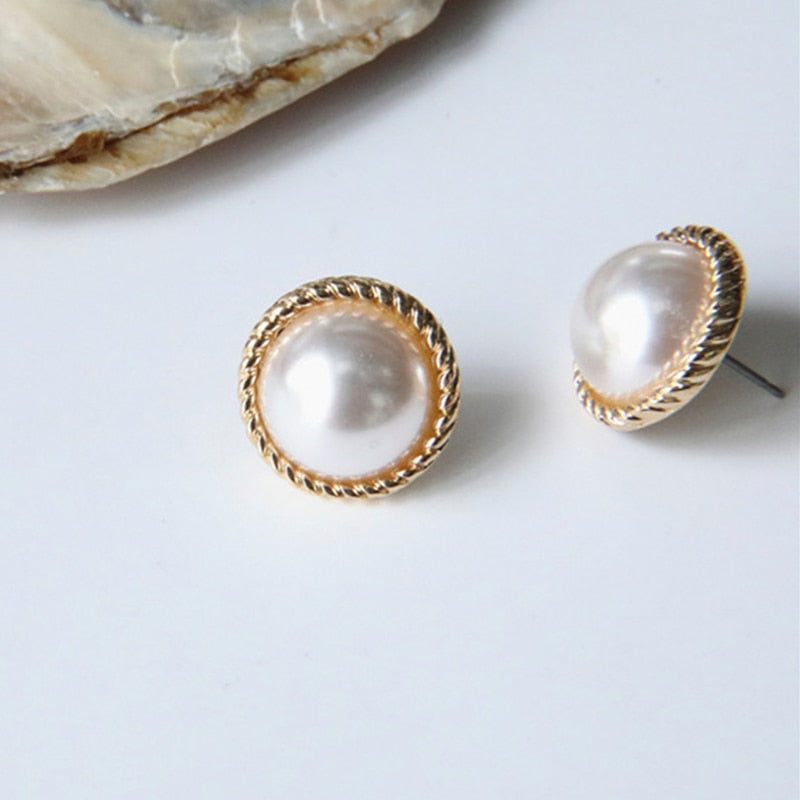 New Fashion Korean Oversized White Pearl Drop Earrings for Women Bohemian Golden Round Zircon Wedding Earrings Jewelry Gift