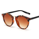 Vintage Round Rivet Brand Designer Sunglasses Women Eyewear Gradient Female Retro Sun Glasses Elegant Classic Oculos De Sol