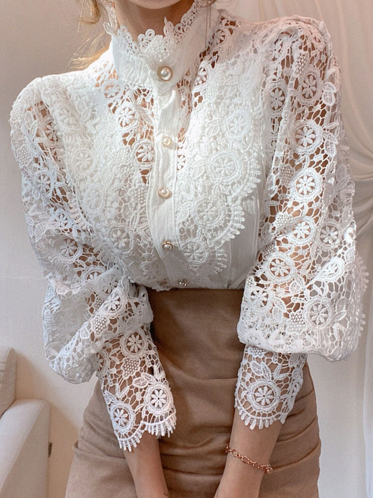 YILON MADE Blossom lace tops ホワイト BLOSSOM LACE TOP - 1028 - WHITE - LVCILIA | wholesale