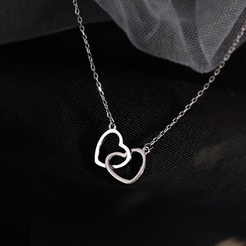 XIYANIKE Silver Color  New Love Double Heart-shaped Connected Hollow Pendant Necklace Light Luxury Female Clavicle Chain