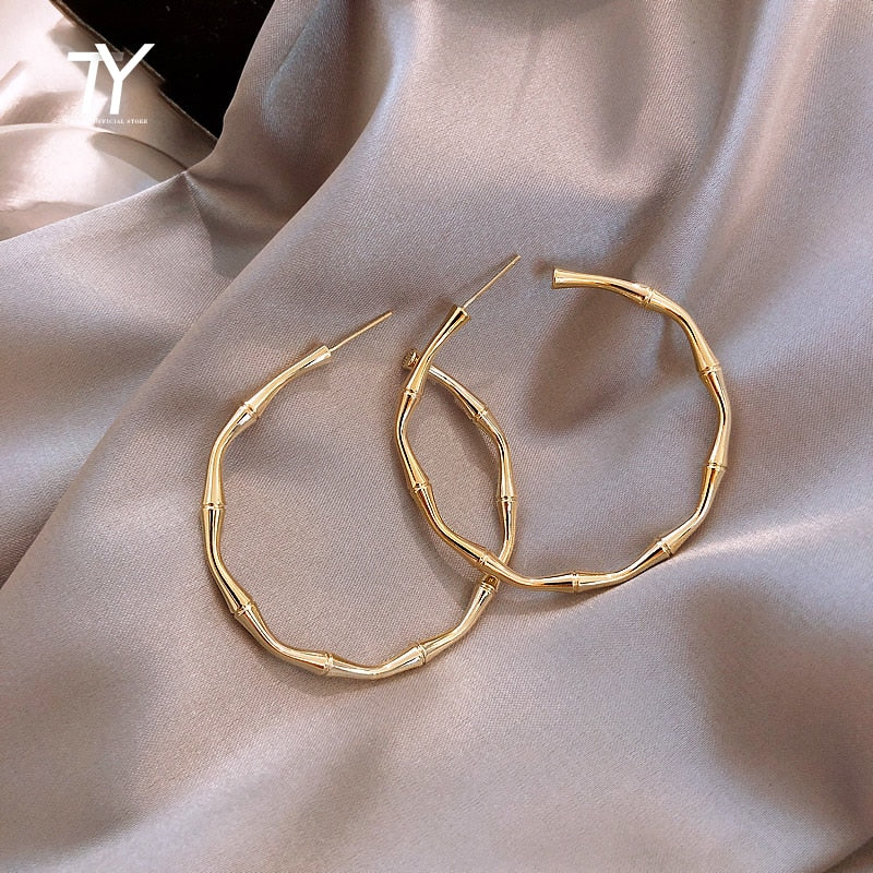 Design Sense Metal Golden Bamboo Shape Big Hoop Earrings For Woman Fashion Korean Jewelry Wedding Party Unusual Earring